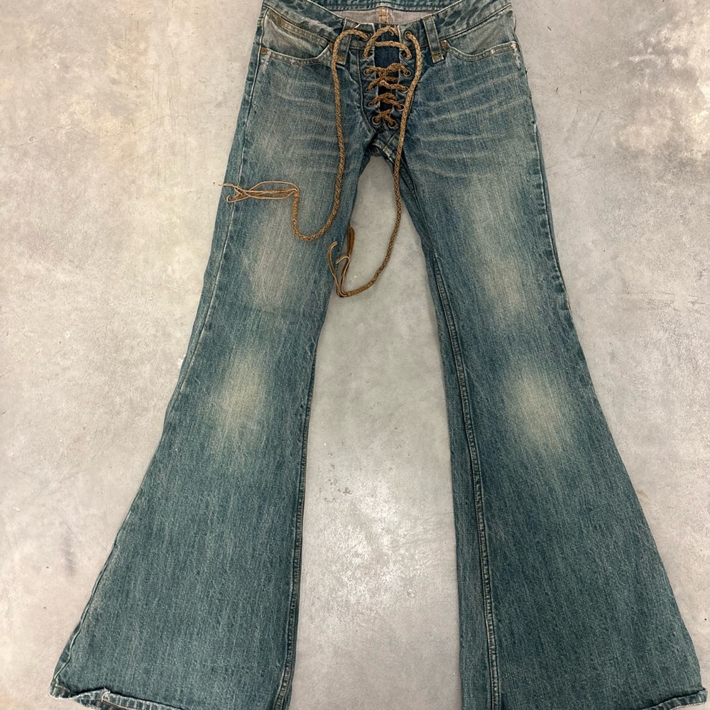Vintage If six was nine Lace-Up Flare Jeans in Blue